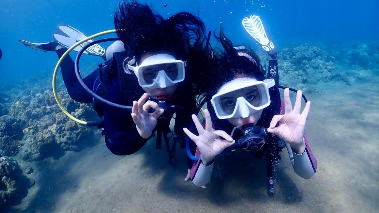 Hotel Pamanilao And Padoy'S Dive Camp Batangas Exterior foto